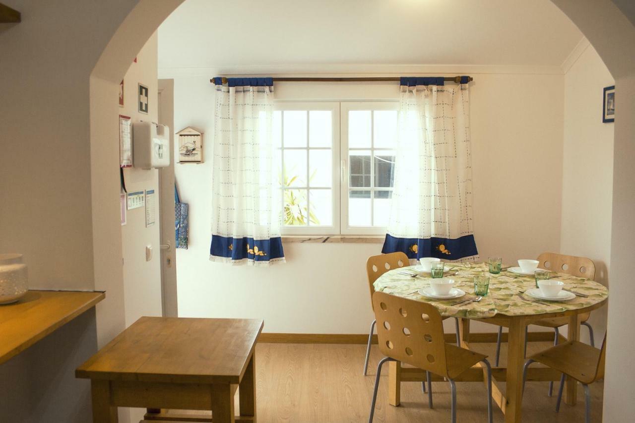 Casal Do Gois Guest House Atouguia Da Baleia Luaran gambar